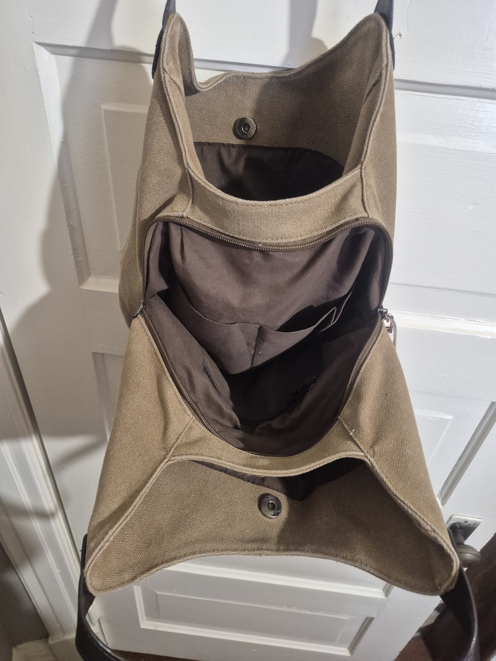 High Ground HG Canvas Hobo Shoulder Bag Khaki Brown Large Everyday Tote Tassel - Picture 10 of 11